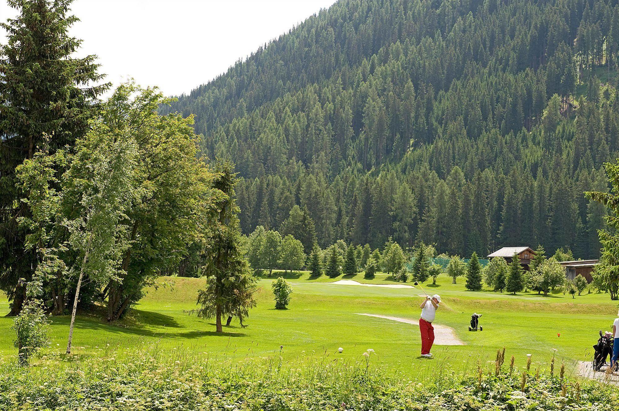 Hotel Cresta Davos Kültér fotó